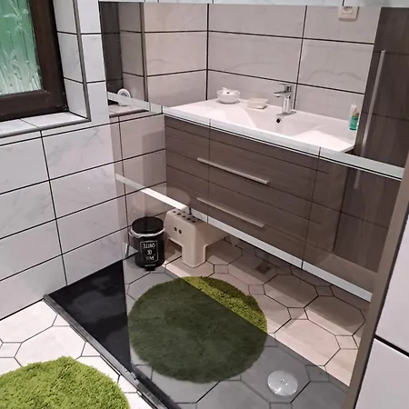 Boshuisje Holiday home *